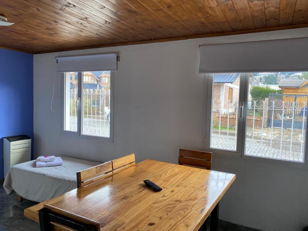 Departamentos Lizkar Apartment Esquel Exterior photo